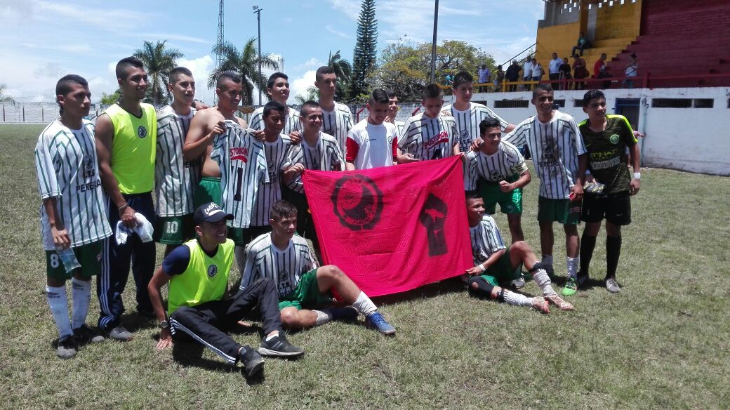 TECNICO SUPERIOR CAMPEON EN FUTBOL